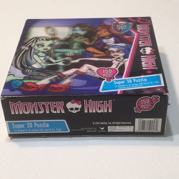 Monster High Super 3D Puzzle - Picture 2 of 5